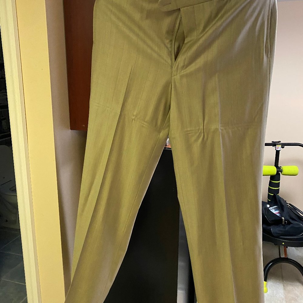 SUIT - Picture 2 of 2